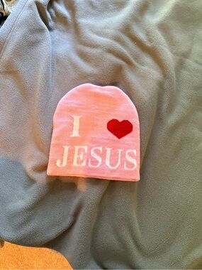 Selah Pink 'I ♥ JESUS' Knit Beanie